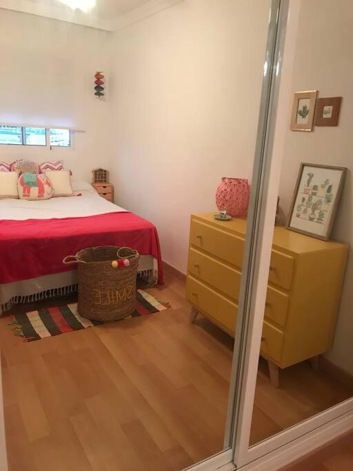 Apartamento En La Carihuela Торремолінос Екстер'єр фото